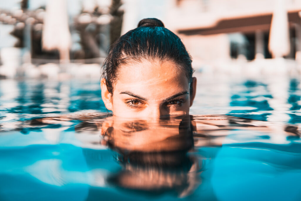 femme dans l'eau