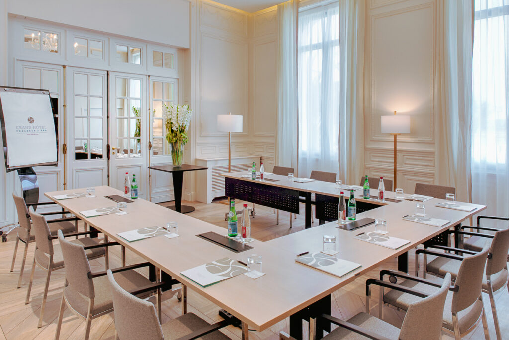 salle-seminaire-grand-hotel-thalasso-spa