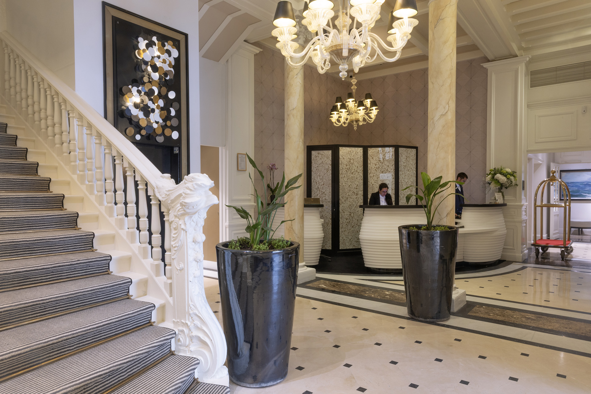 lobby - grand hotel (2)