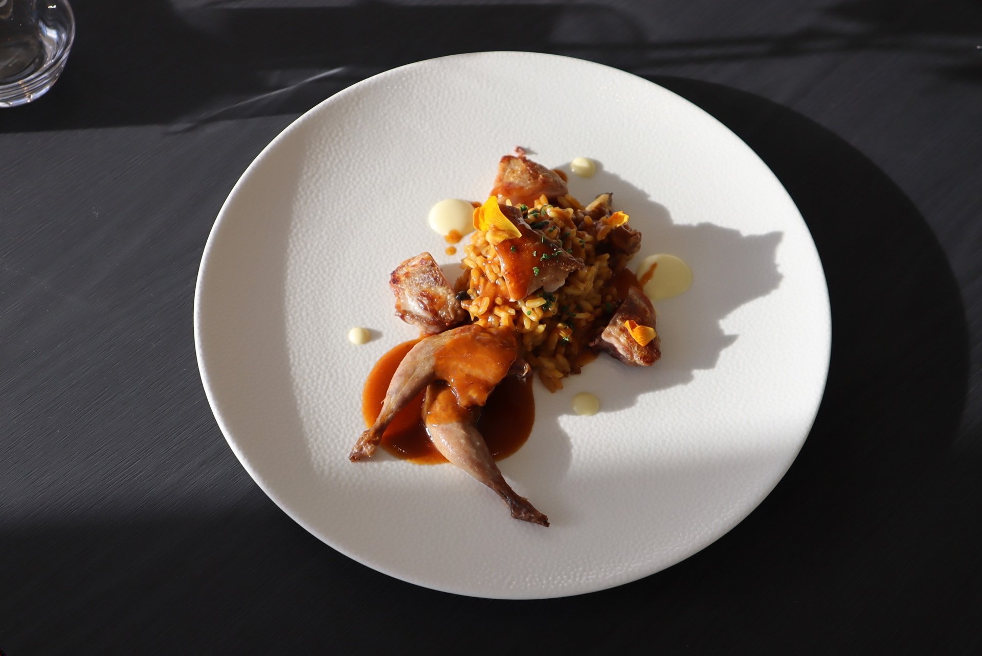 plat restaurant aho fina