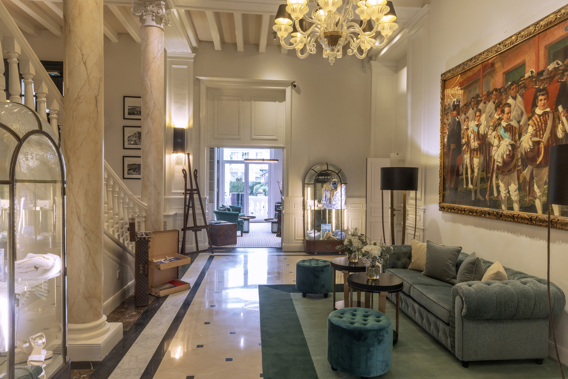 salon- grand hotel